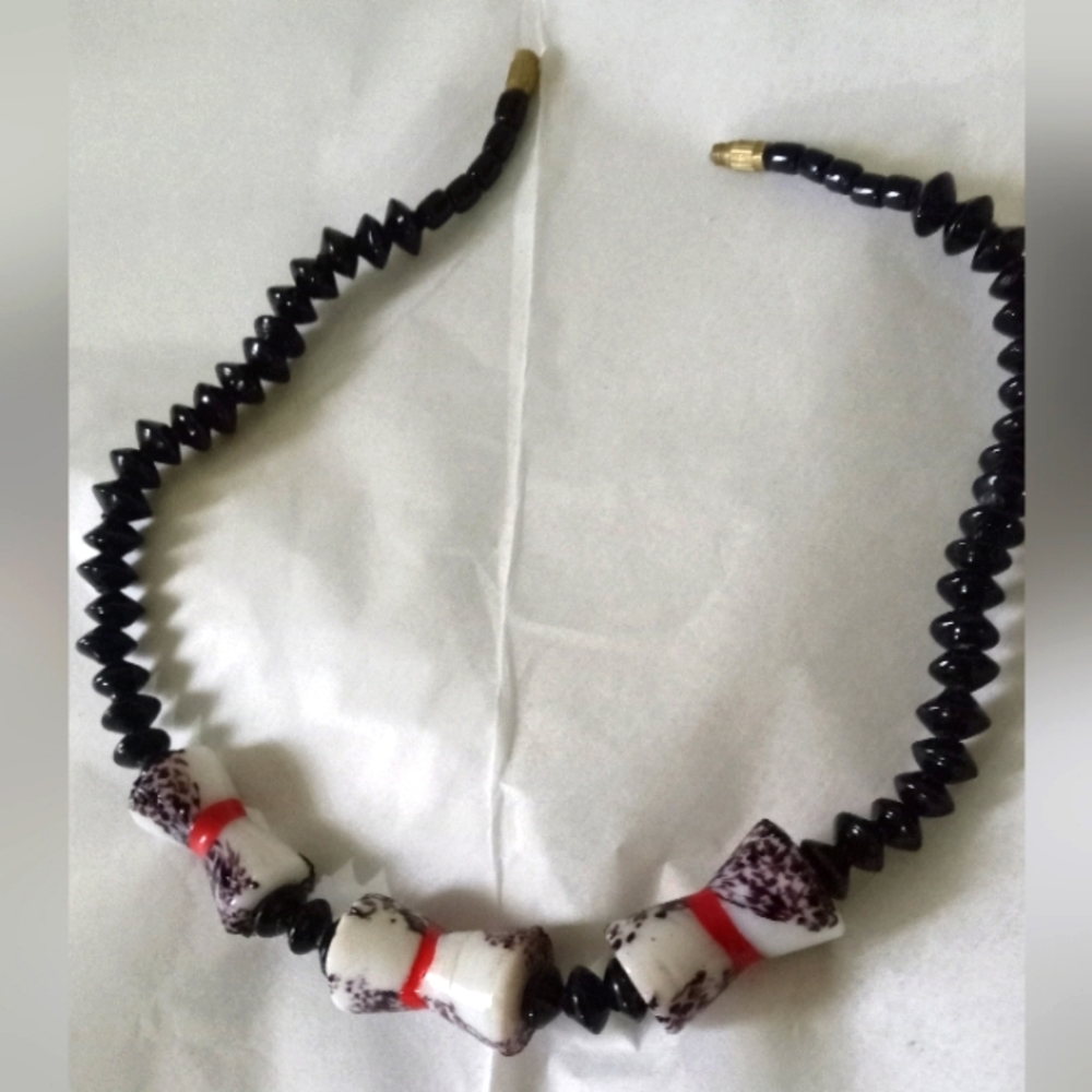 Vintage Jet, Onyx, & Marble Victorian Barrel Clasp Mourning Choker 16" Long